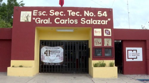 Acuerdan regular uso de celulares en secundaria de Tamaulipas