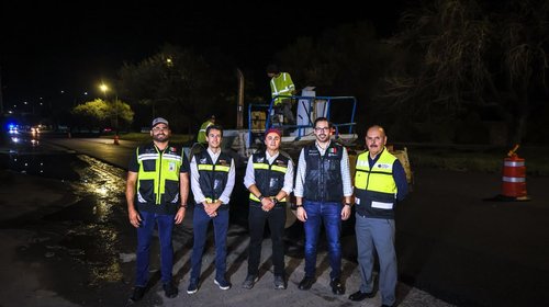 Repavimentan de noche 3 km de la Carretera Nacional en Santiago