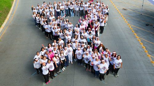 San Pedro se pinta de rosa para concientizar el Cáncer de Mama