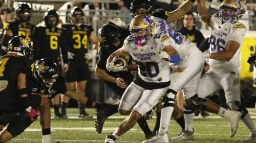 Auténticos Tigres vencen 58-28 a Zorros y mantienen el invicto