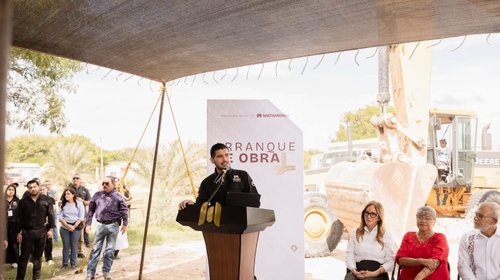 Arranca pavimentación de calle en el ejido 20 de Noviembre
