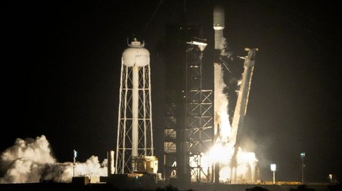 Acciones de SpaceX suben, pero habilitan su venta