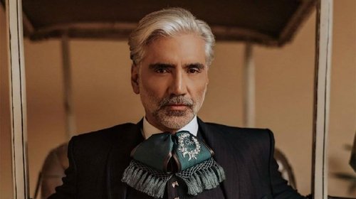 alejandro_fernandez_regana_a_publico_97b464931c