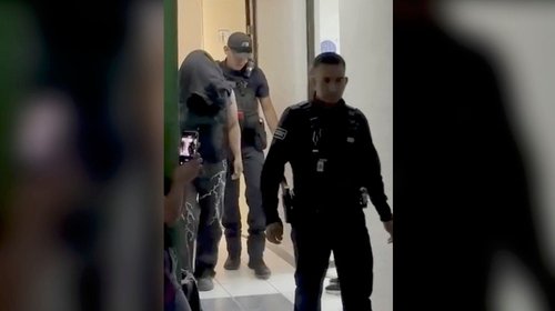 alumno_detenido_fotos_7d1c23eb7c