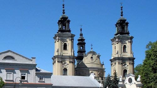 Apuñala extranjero a cinco personas en un convento de Polonia