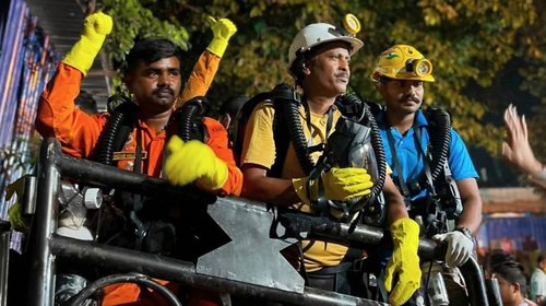 Asciende a 25 víctimas mortales de explosión en túnel de India