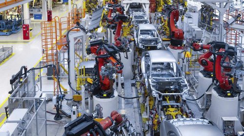 Solo 11 armadoras importarán autopartes sin arancel: Economía