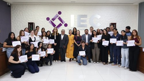 Jóvenes entregan 102 informes tras observar elección en Coahuila