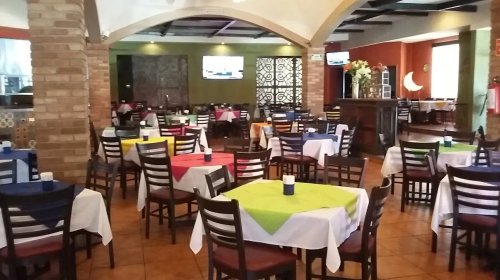 Desaceleración económica afecta a la industria restaurantera