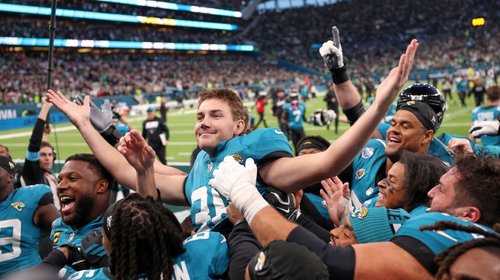 Con gol de campo en el último segundo Jaguars vencen a los Eagles