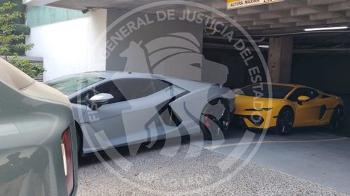 Aseguran un total de 9 autos de lujo tras cateo en San Pedro