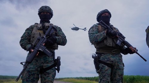 colombia_detona_bomba_encontrada_ecuador_f3bba02ec4