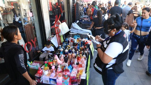 comercios_ilegales_direccion_comercio_d021927409