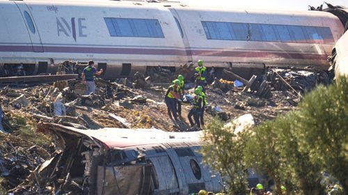 Contabilizan 68 fallecidos por choque ferroviario en España