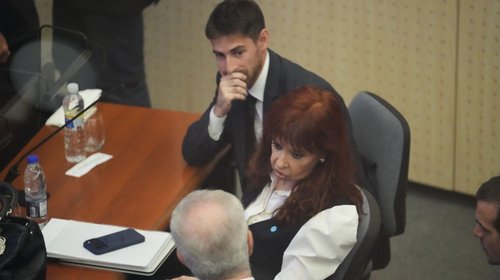 cristina_fernandez_sostiene_ser_victima_mafia_judicial_571e132d86