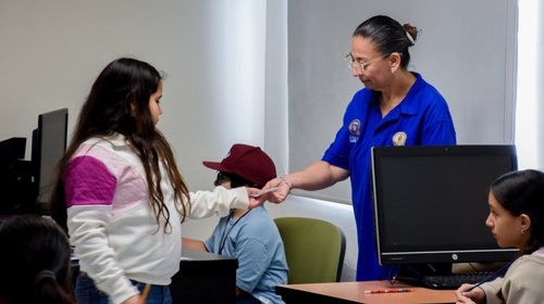 Ofrece UANL curso veraniego para aprender inglés