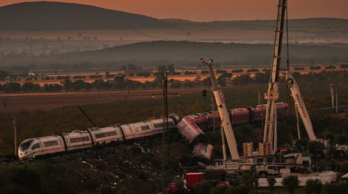 Dan detalles del choque ferroviario que dejó 74 muertos en España