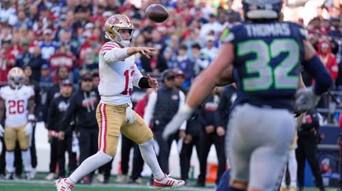 49ers remontan a Seahawks 32-29 y mantienen su invicto
