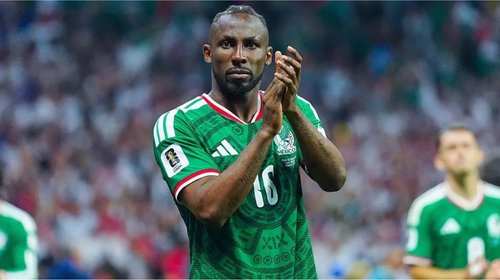 Julián Quiñones apunta al Balón de Oro entre los 30 nominados