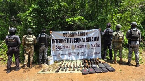 Aseguran laboratorio y arsenal en tres municipios de Sinaloa