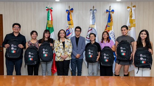 UANL despide a 403 estudiantes que realizarán intercambio