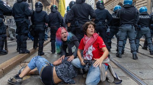Protestas en Italia dejan al menos nueve personas detenidos