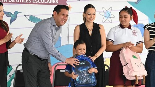 DIF Victoria entrega 7 mil kits con 'Pasos por la Educación'