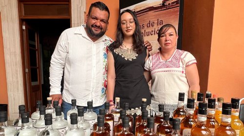 Saltillo une a productores de destilados con Productor Auténtico