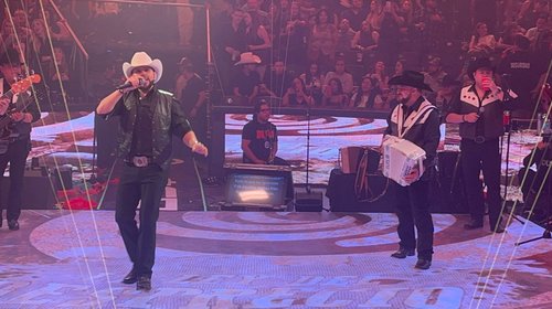 Celebra Duelo casi veinticinco años de carrera musical