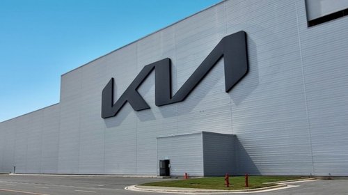 Ebrard anuncia inversión de US$649 millones de KIA en México