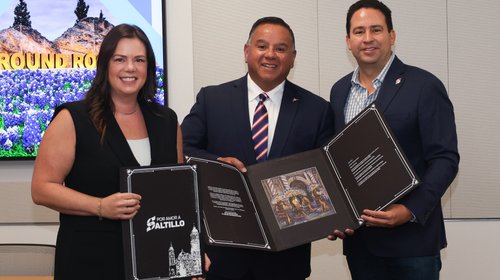 Resalta Javier Díaz sus resultados en gira de trabajo por Texas