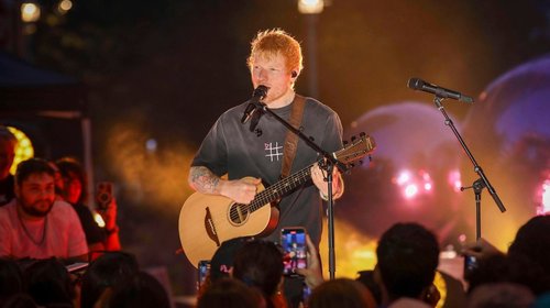Ed Sheeran vuelve a escena en medio de polémica por Gaza
