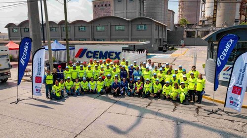 'Enchulan' entorno de Planta Monterrey de Cemex