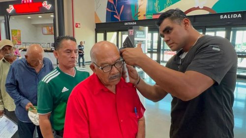 Entregan aparatos auditivos a 167 pacientes en Reynosa