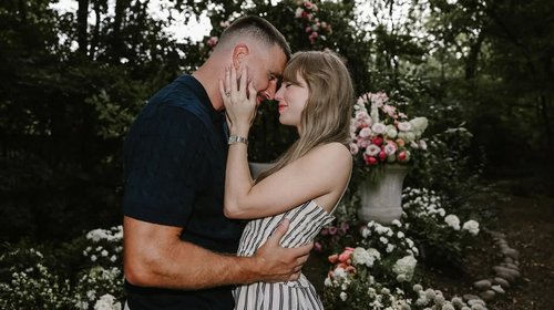 escena_taylor_swift_travis_kelce_04edcef79b