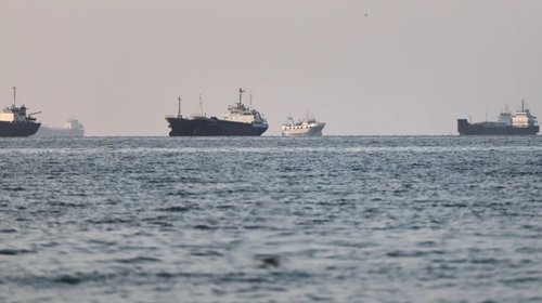 Irán afirma incidentes con cinco petroleros en estrecho de Ormuz