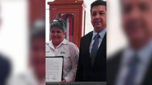 Acusa extitular de Salud a Cabeza de Vaca de controlar contratos