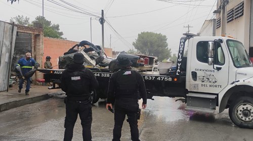 Rastrean auto robado hasta una vivienda y detienen al ladrón