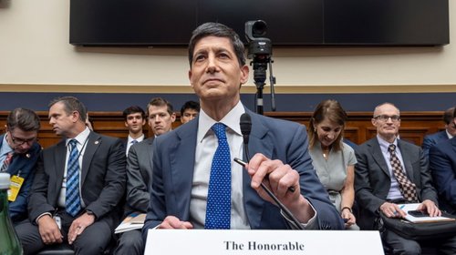 Fed afirma que alta inflación en EUA será 'cosa del pasado' 