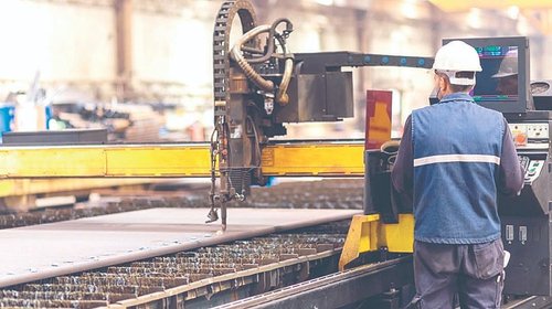 Industria de NL reconoce afectaciones por apagones
