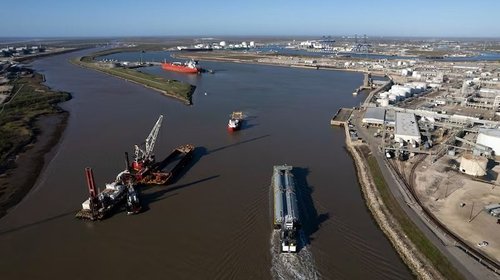 Exportaciones de EUA caen por menor venta de crudo