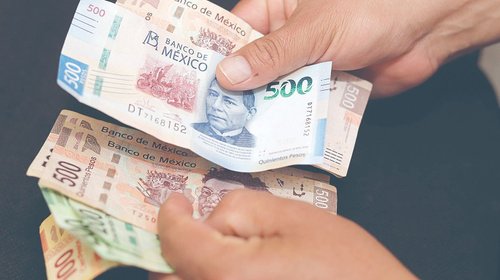 Prevén alza de 5.1% en salarios para 2027 en México