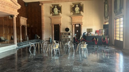 Florista denuncia presuntos sobornos en Teatro de la Ciudad
