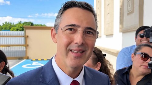 Gómez Leal deja en manos de las encuestas su futuro rumbo a 2027