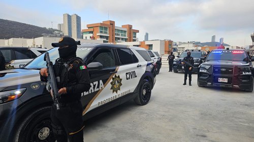 graduan_323_cadetes_fuerza_civil_c555fa9518