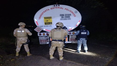 Aseguran 124,000 litros de huachicol en Guanajuato
