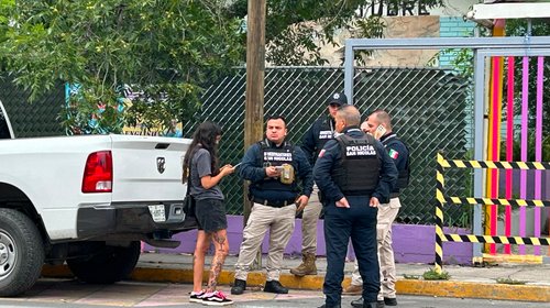 Desaparecen dos niños; su padre se los llevó de guardería