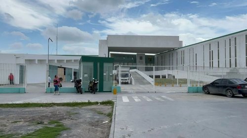 Hospital de especialidades, sin especialistas y sin medicamentos