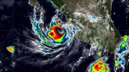 'Rachel' y 'Simon' dejan víctimas en Baja California y Guerrero