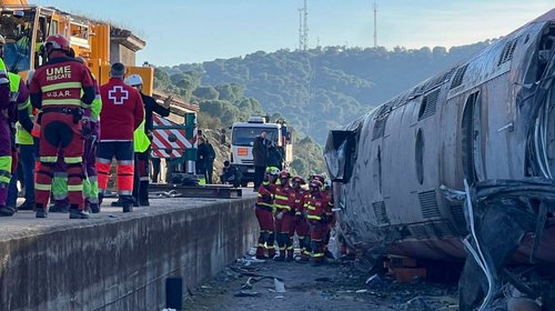 identifican_41_43_victimas_descarrilamiento_tren_espana_f7106dd216